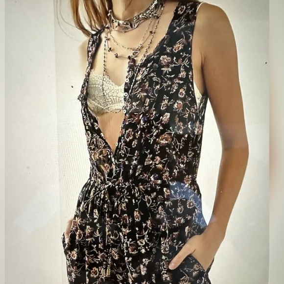 Free People Samara Sleeveless Plunging Neckline Floral Print Tapered Jumpsuit - Picture 3 of 12